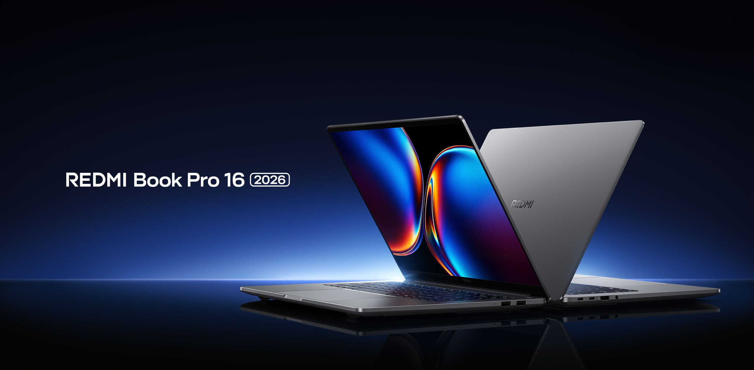 Glowny widok Xiaomi Redmibook 16 Pro 2026 z ekranem 16" 3,2K 165Hz i szara aluminiowa obudowa